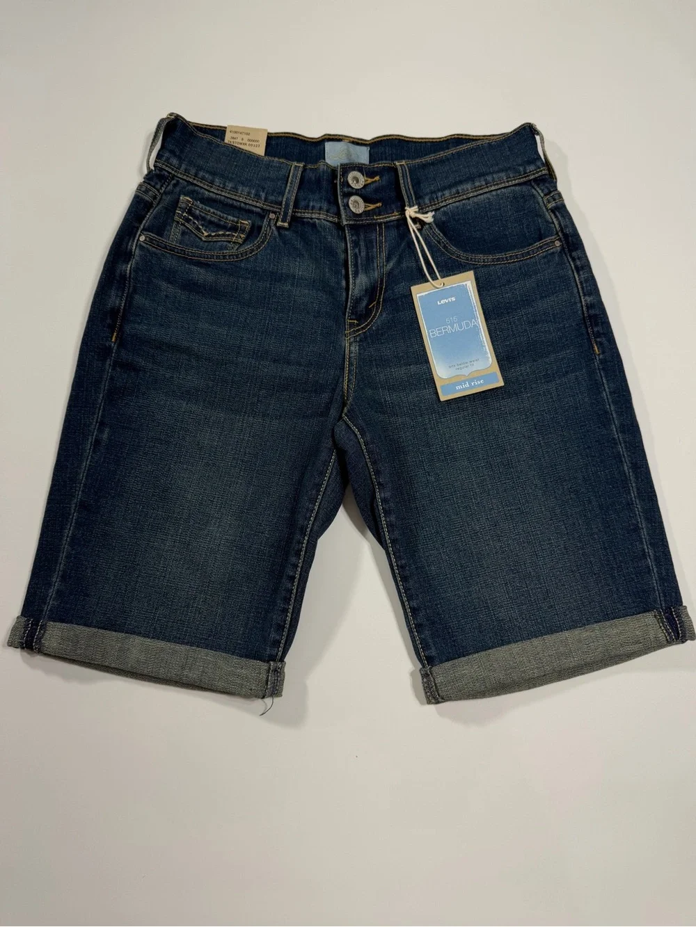 Levis 515 Bermuda Shorts Womens 4 Mid Rise Cuffed Denim Flap Pockets NWT